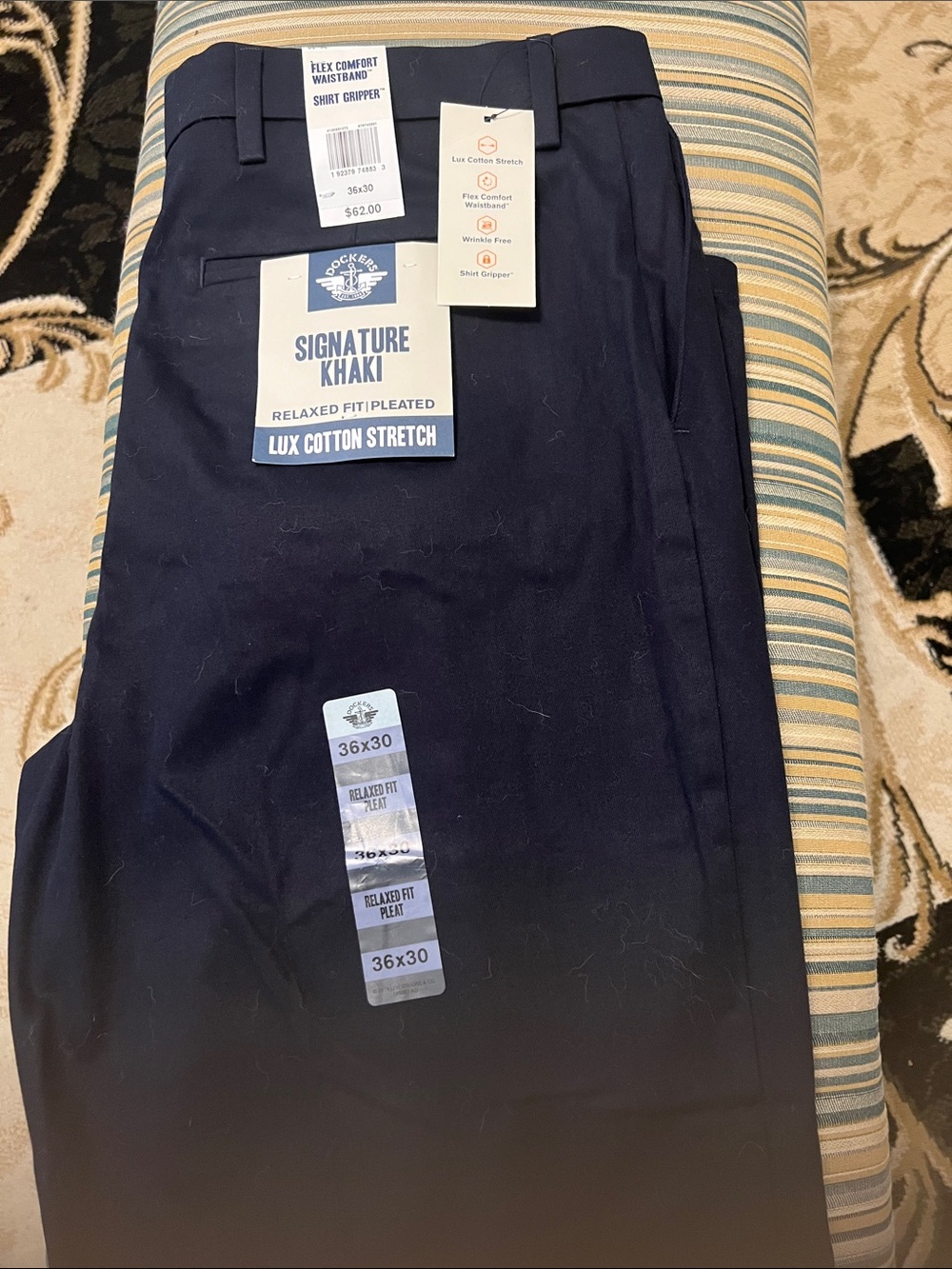 Dockers Signature Khaki NWT Tan